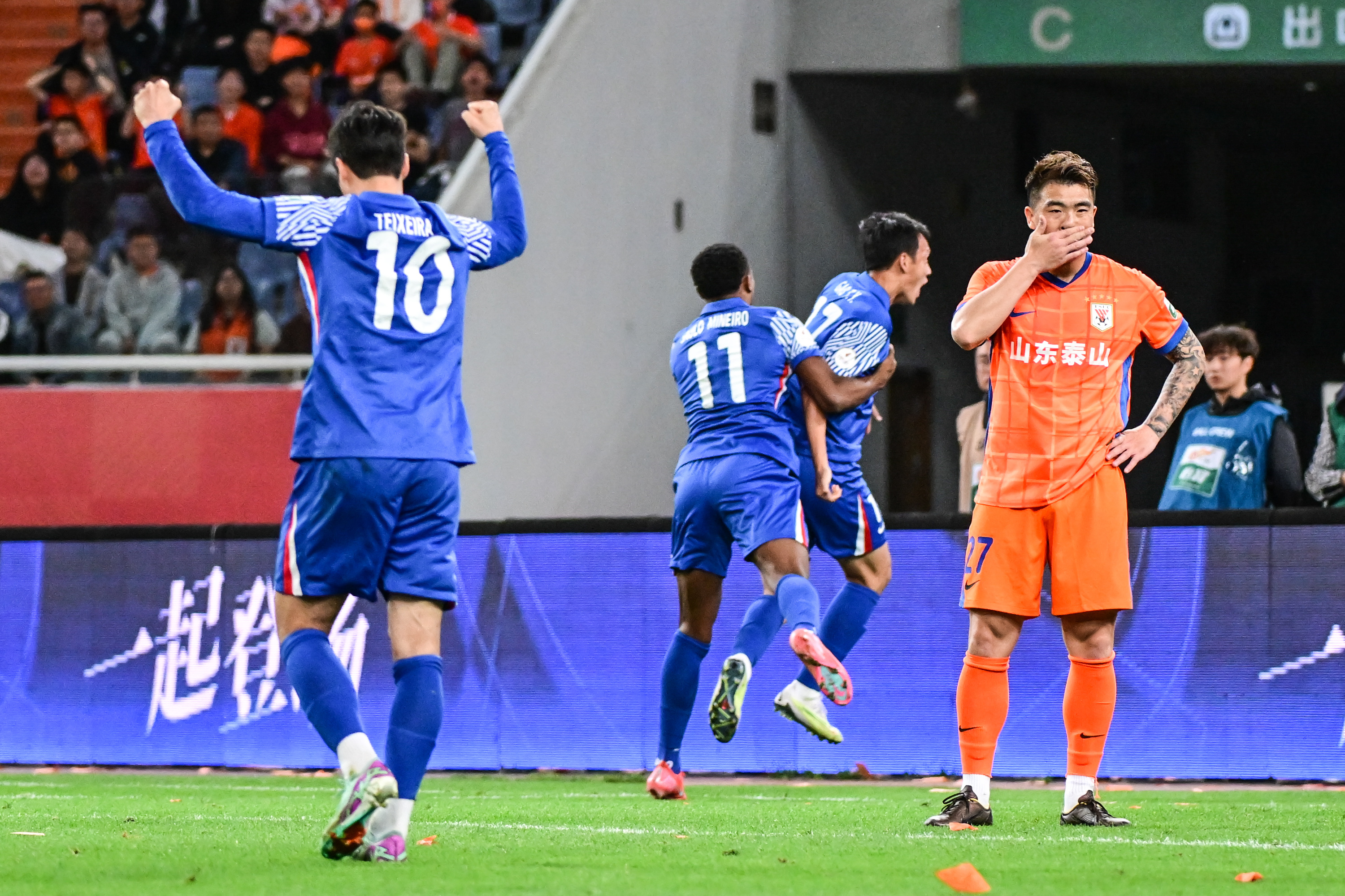 包含欧超杯倒计时，上海申花赛后迎来里程碑，细节引发关注，引发热议，纪律约束更严格的词条